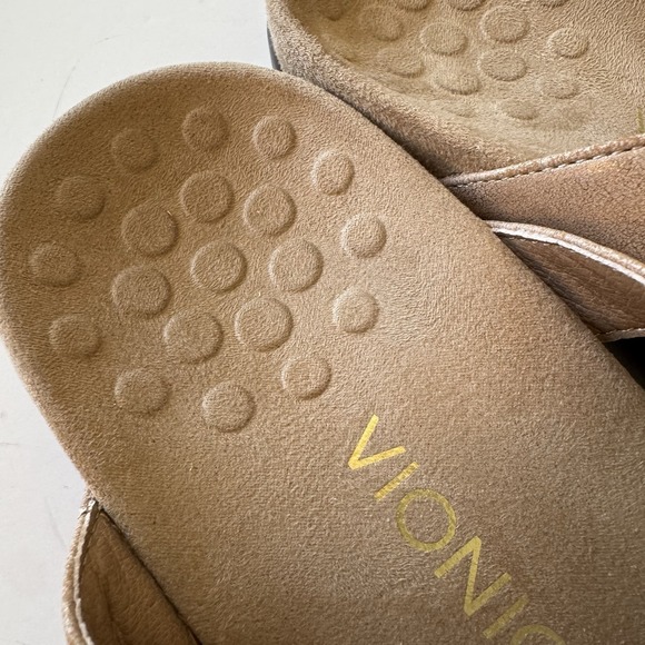 Vionic Misa Rose Gold Women's Size 8  Hook & Loop Slip On Three Strap Sandals - Picture 12 of 13